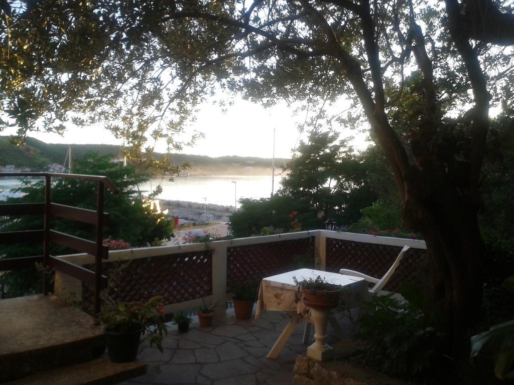 Apartments Bojana Rab Супетарська Драґа Номер фото