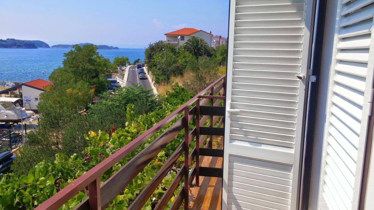 Apartments Bojana Rab Супетарська Драґа Номер фото